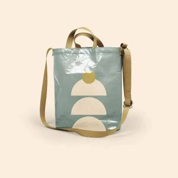 PUDDLE JUMPER - LAMINATED NON-WOVEN RPET