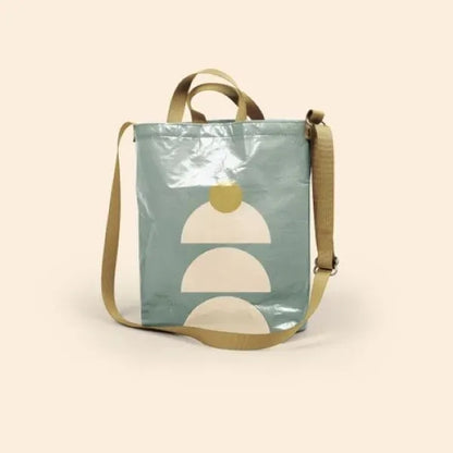 PUDDLE JUMPER - LAMINATED NON-WOVEN RPET