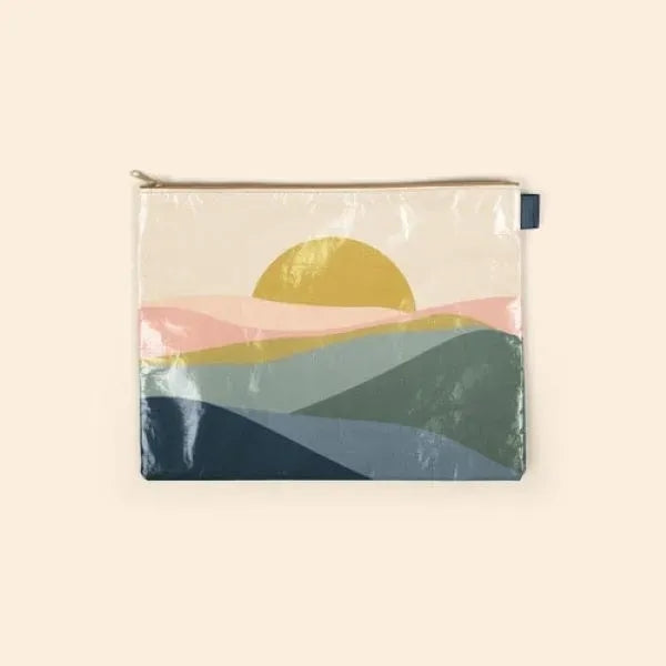 DOLLFACE POUCH - LAMINATED NON-WOVEN RPET