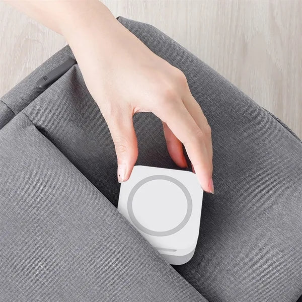 3 In-1 Magnetic Foldable Charger