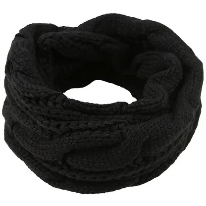 Thick Ribbed Knit Scarf