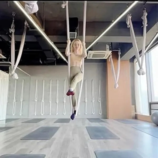 Breathable Non-Slip Trampoline Socks for Adults and Kids