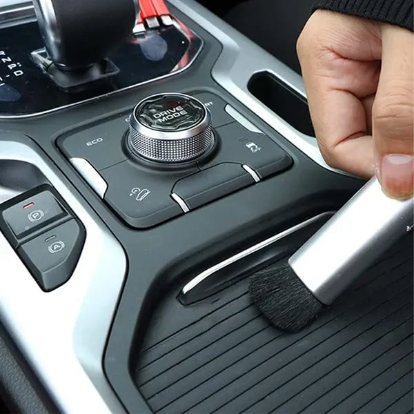 Portable soft retractable laptop cleaner keyboard brush