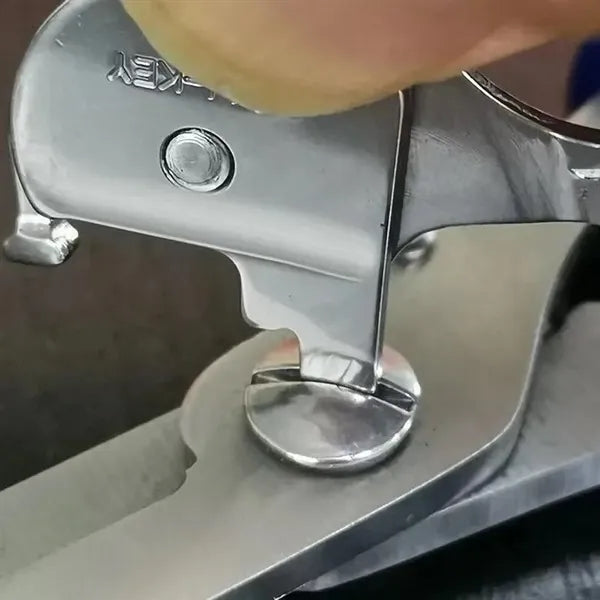 6 combined with 1 pass-key clasp
