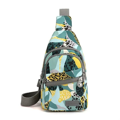 SIMPLE CROSSBODY SLING BAG