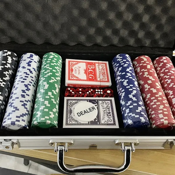 Casino Poker Chip Set 300pcs with Aluminum Case for Gambling