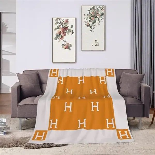 Office home single nap air conditioning wool sofa blanket