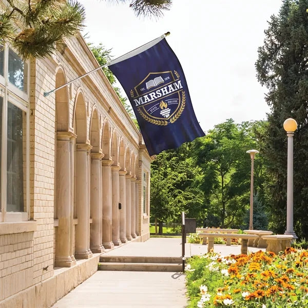 Banner Kit with 3' x 5' Flag and Silver Bracket