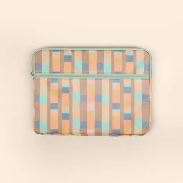 ZIPPERED POCKET LAPTOP SLEEVES - 4CP POLY - 13" or 15"