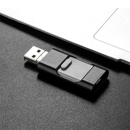 Versatile High Speed External 64GB USB 4-in-1 Flash Drive