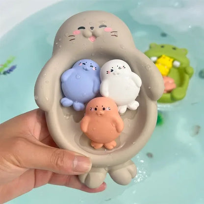 Small Otter Bath Toy