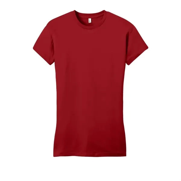 District Women's Fitted Very Important Tee .