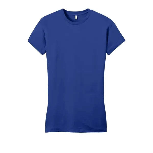 District Women's Fitted Very Important Tee .