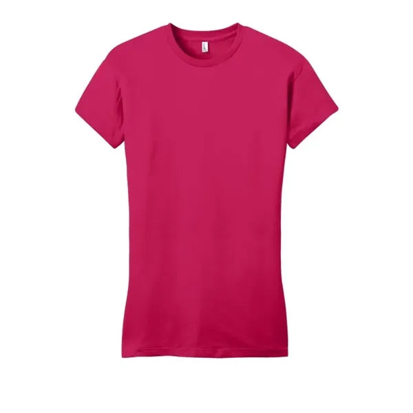 District Women's Fitted Very Important Tee .