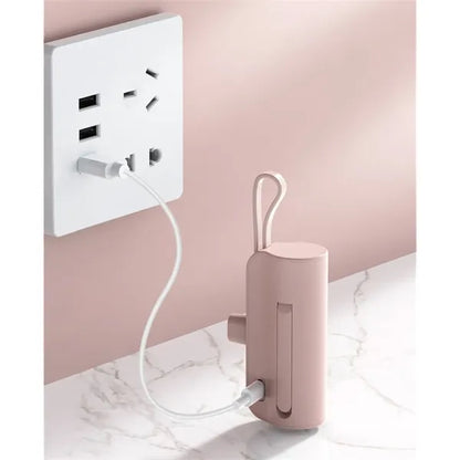 Capsule Power Bank with Built-in USB-C Connector and Cable