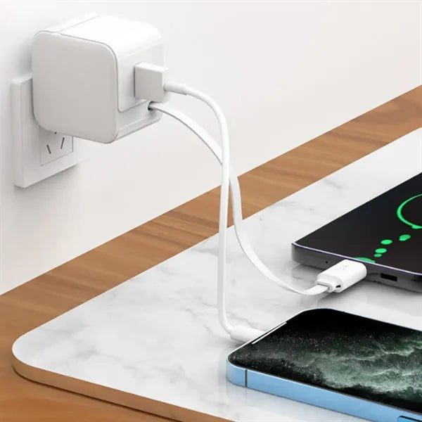 Dual-Port Retractable Fast Charger with Built-in Cable