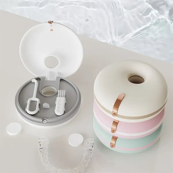 Orthodontic Retainer Case