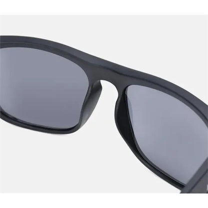 Classic Polarizer Sunglasses For Adults Modern Style Driving