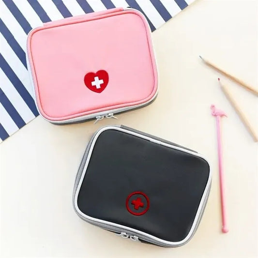 Mini Outdoor First Aid Kit Bag