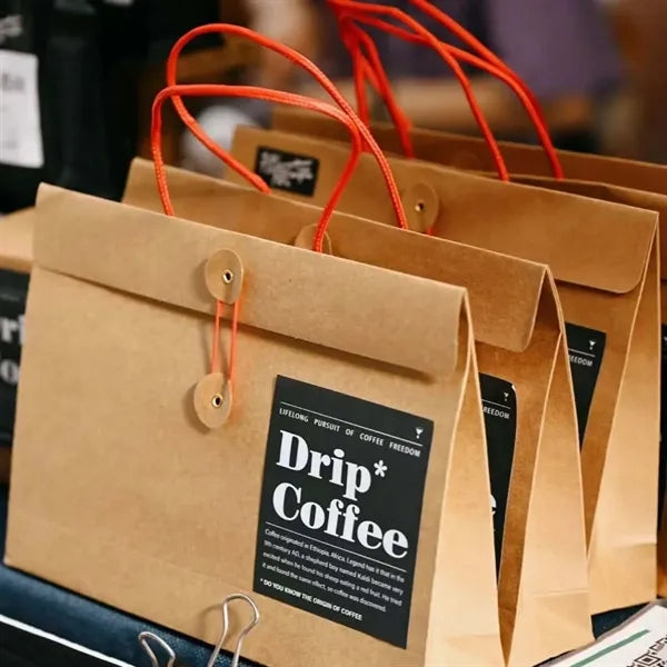 New shopping retail party gift kraft paper bag with handle