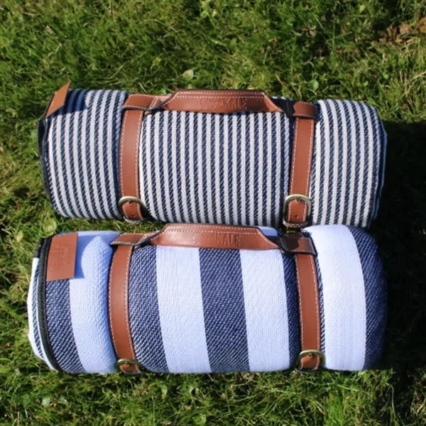 Outdoor Picnic Waterproof Blanket with Leather Straps