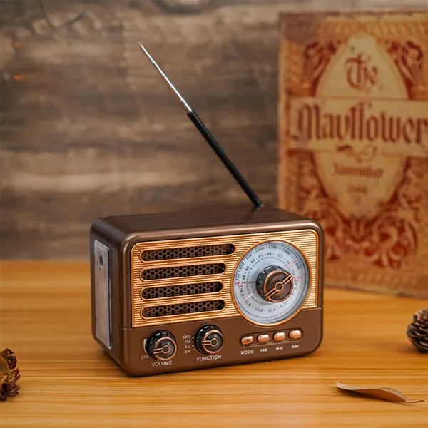 Portable wooden retro wireless bluetooth speaker radio