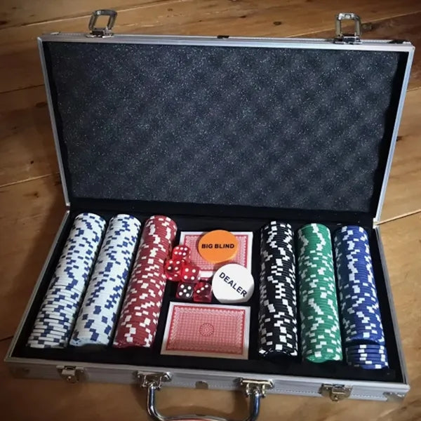 200 Piece Poker Chip Set with Aluminum Case