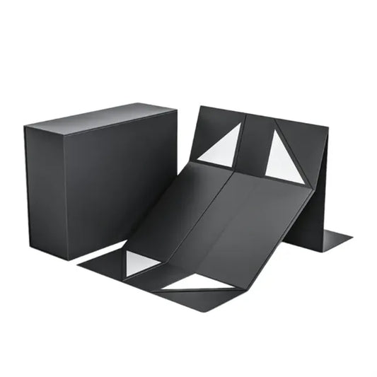 Gift Box with Magnetic Closure
