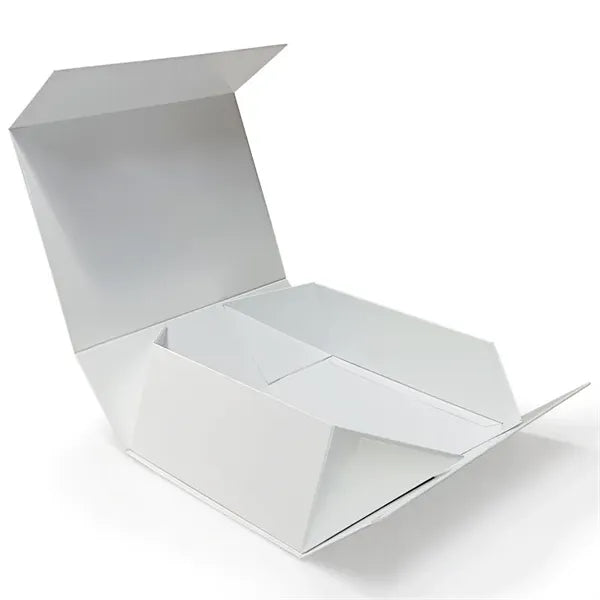 Gift Box with Magnetic Closure