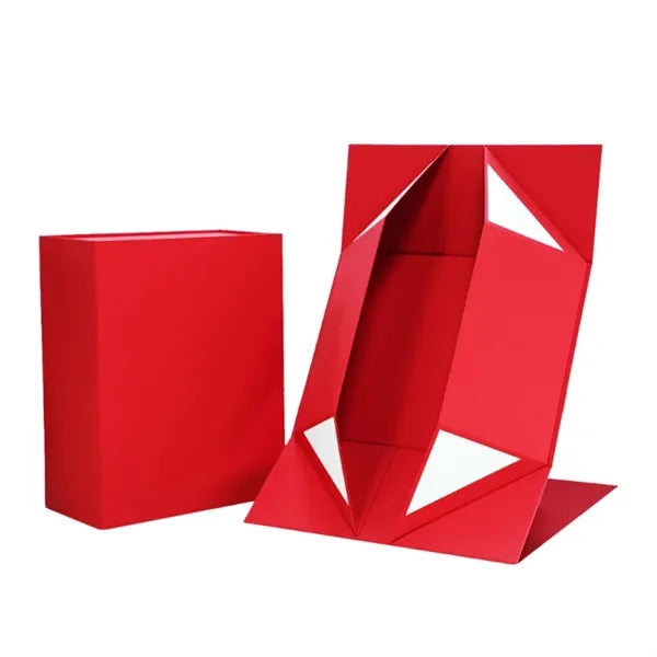 Gift Box with Magnetic Closure