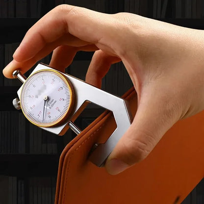 A4 Foldable Waterproof Magnetic Leather Meeting Pad