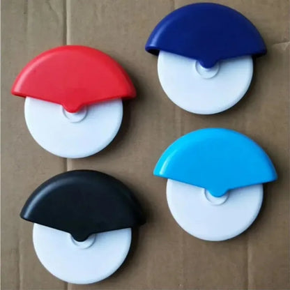 Portable Round Safe Non-toxic Plastic Pizza Cutter