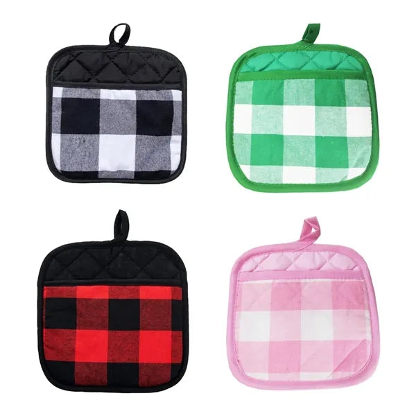 Quilted Pot Holder with Hanging Loop
