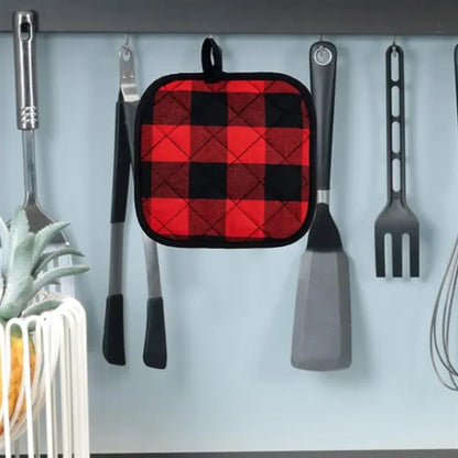 Quilted Pot Holder with Hanging Loop