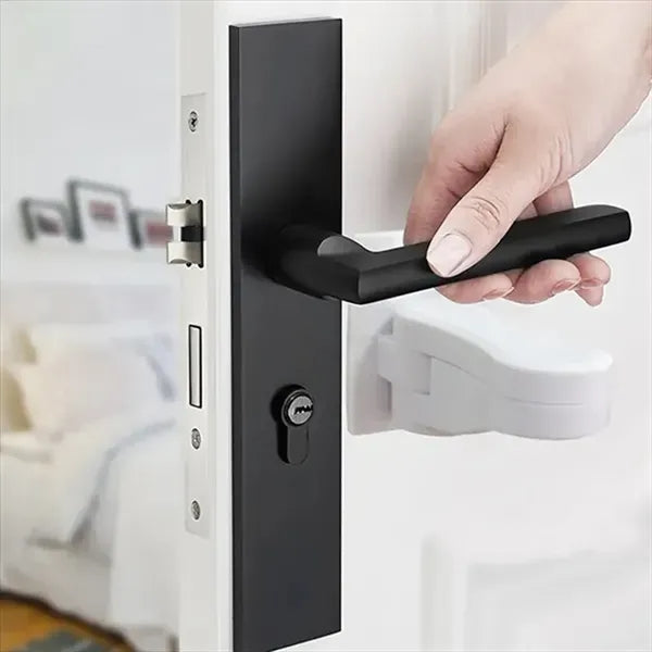 Door lever lock