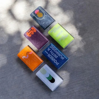 GOMI TRANSLUCENT PORTABLE CHARGER