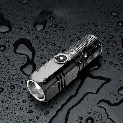 High Performance LED Zoom Strong Light Non-Slip Flashlight