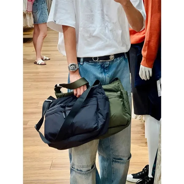 Large Capacity Crossbody Nylon Bag with Multiple Pockets