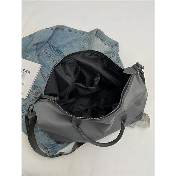 Lightweight Large Capacity Travel Bag for Gym or Trip