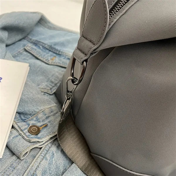 Lightweight Large Capacity Travel Bag for Gym or Trip
