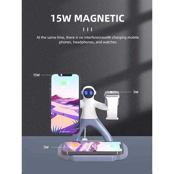 Astronaut-Shaped Magnetic 3-in-1 15W Wireless Charger Stand