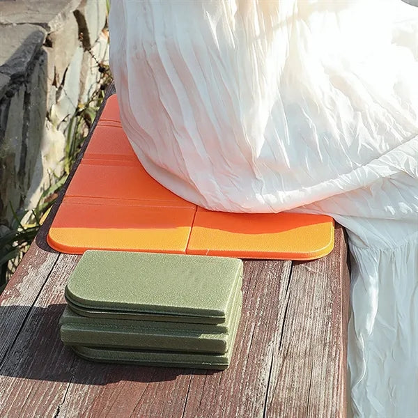 Foldable Waterproof Insulated Portable Outdoor Cushion