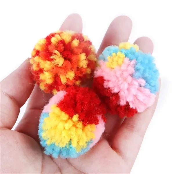 Yarn ball cat toy