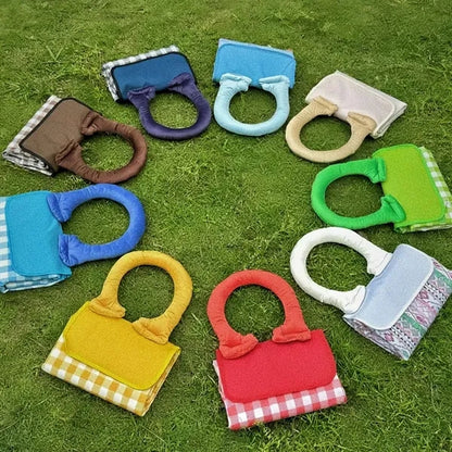Outdoor beach waterproof camping blanket with carry handle