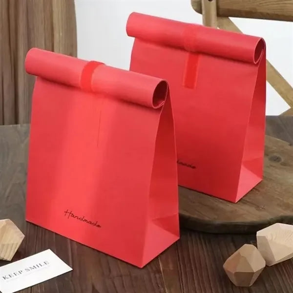 Customizable large capacity gift packaging kraft paper bag