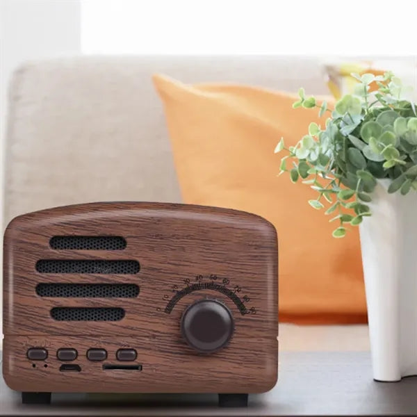 Retro-Style Wireless Speaker with BT Functionality