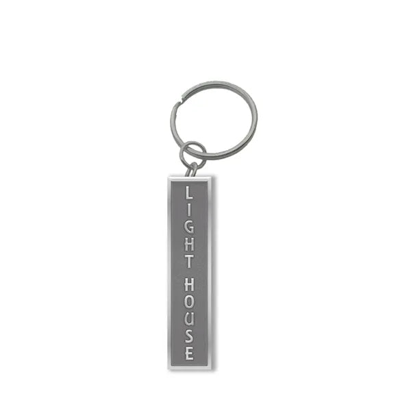 Customized Zinc Alloy Keychain with Shiny Silver Plating