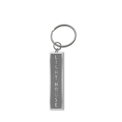 Customized Zinc Alloy Keychain with Shiny Silver Plating