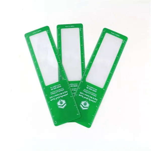 Bookmark magnifier with Ruler
