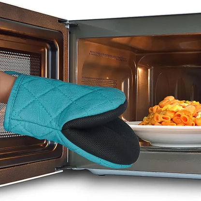 Dexterous Anti-Slip Thermal Cooking Glove with Hangable Loop